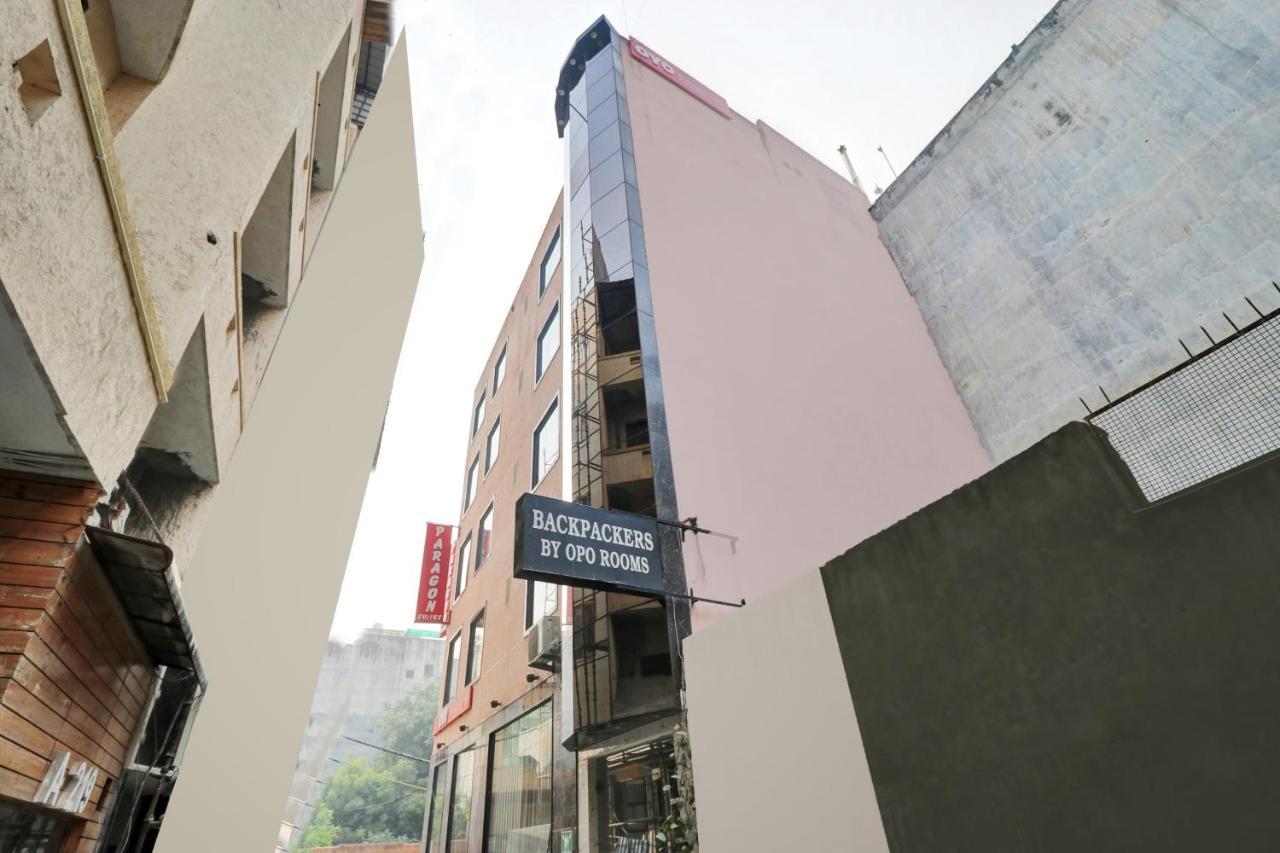 Oyo 23368 Boutique Hotel Paragon Nuova Delhi Esterno foto